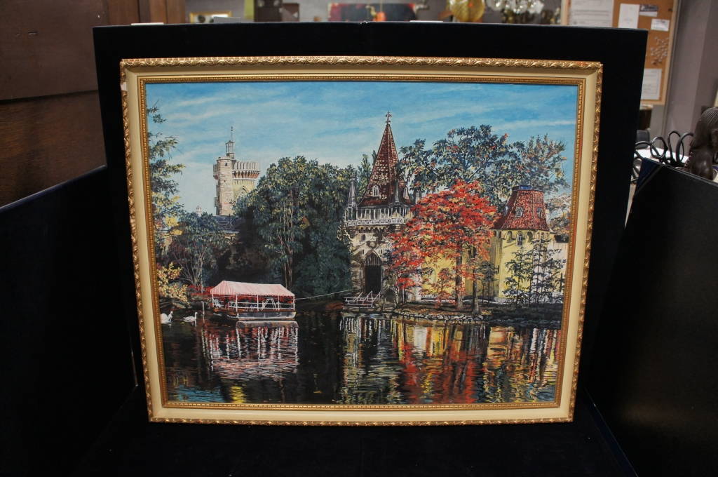 Main Image